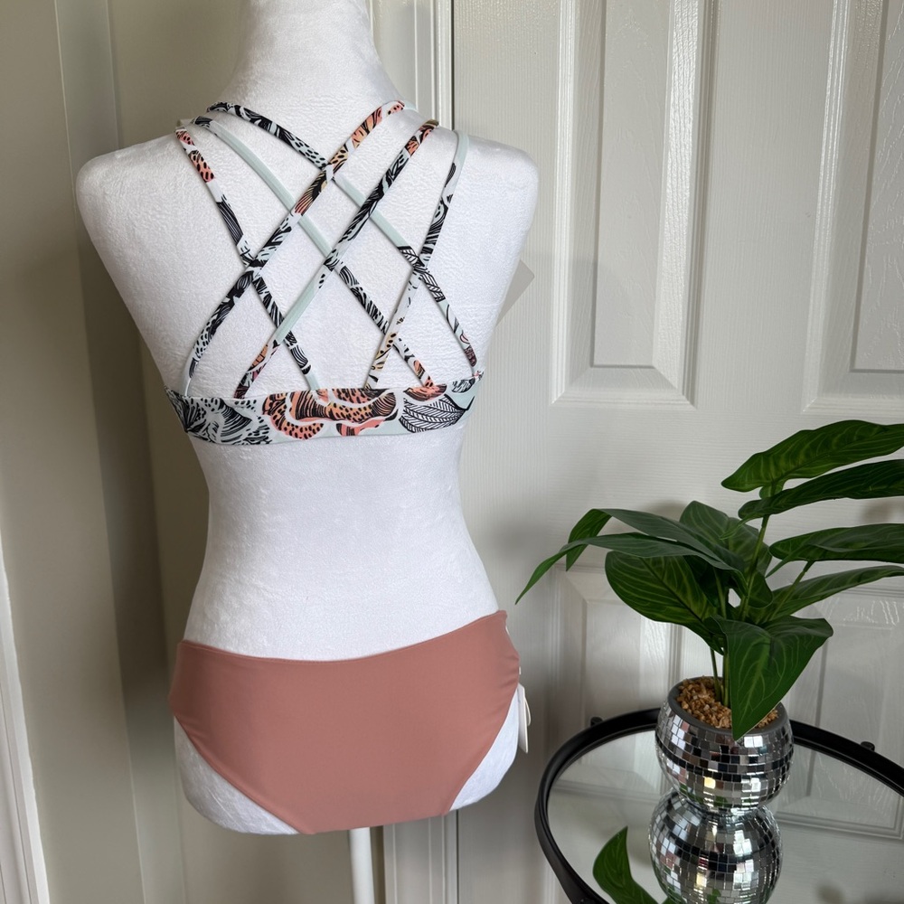Kulani Kinis Harper Bikini with Cover-Up - Picture 8 of 13